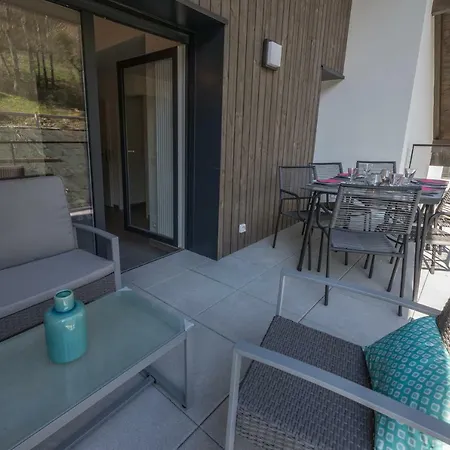 Apartment Entre Lac Et Taillefer